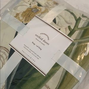 Pottery Barn Duvet and Euro Sham Set Orchid